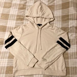 Forever 21 Sweatshirt